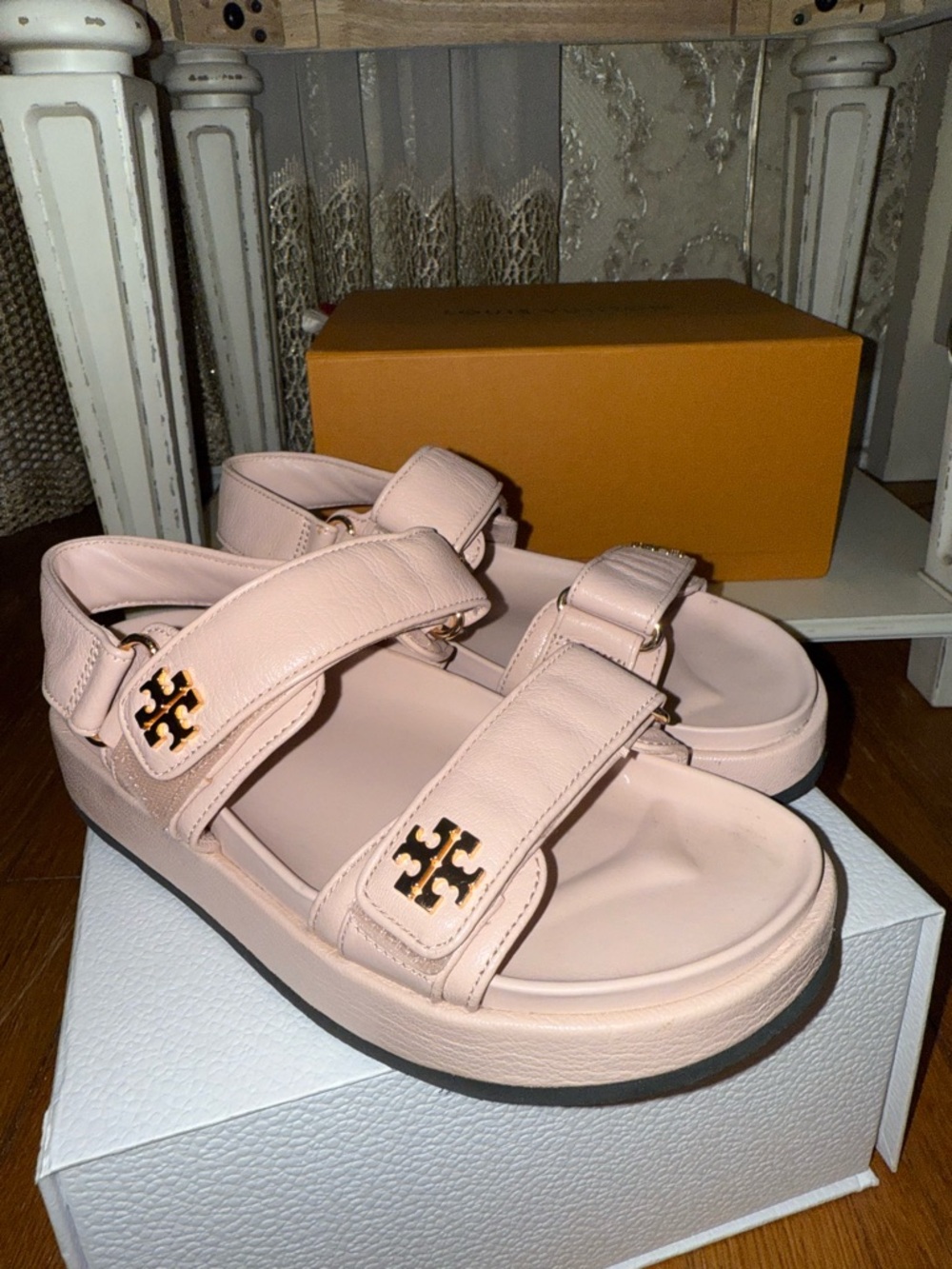 Tory Burch Blush Leather Platform Sandals with Gold Logo